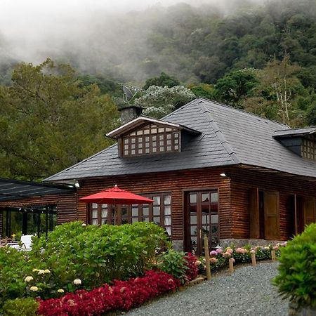 Las Mercedes Lodge カリ エクステリア 写真