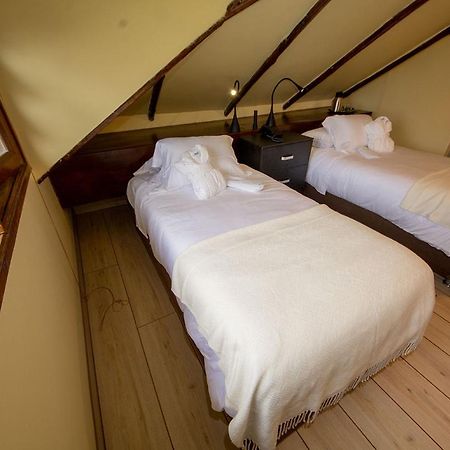 Las Mercedes Lodge カリ エクステリア 写真
