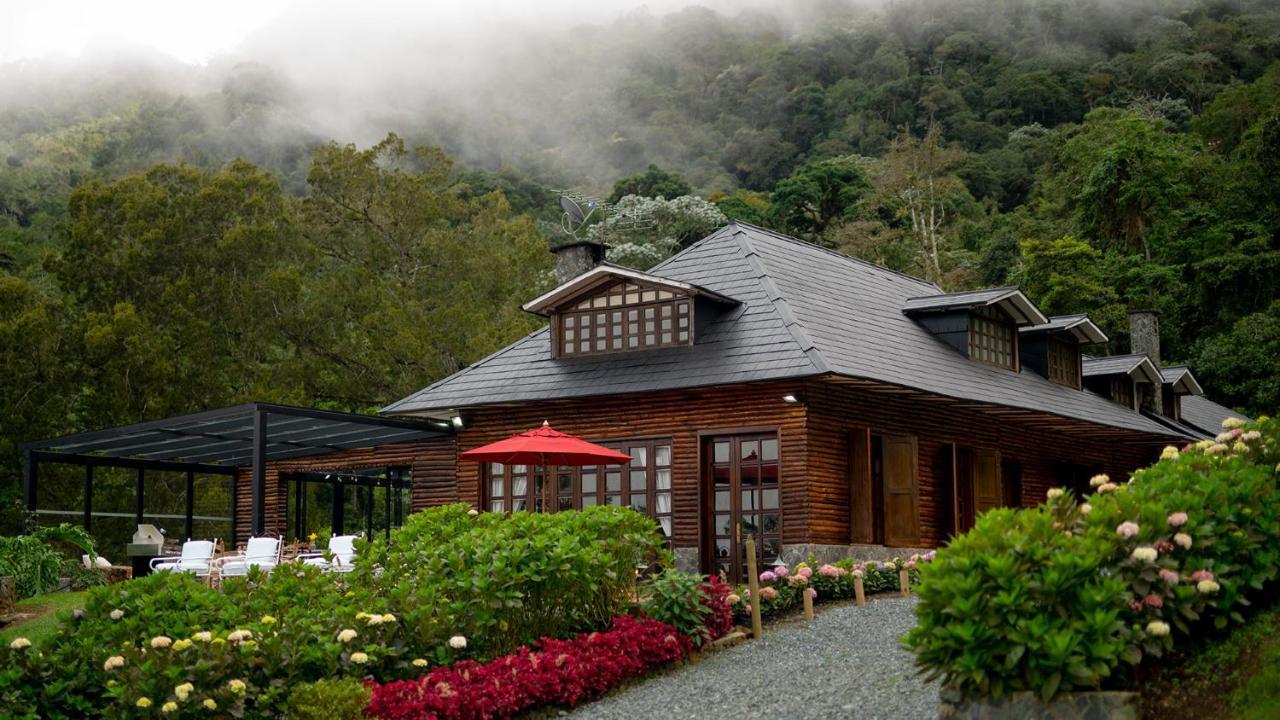 Las Mercedes Lodge カリ エクステリア 写真