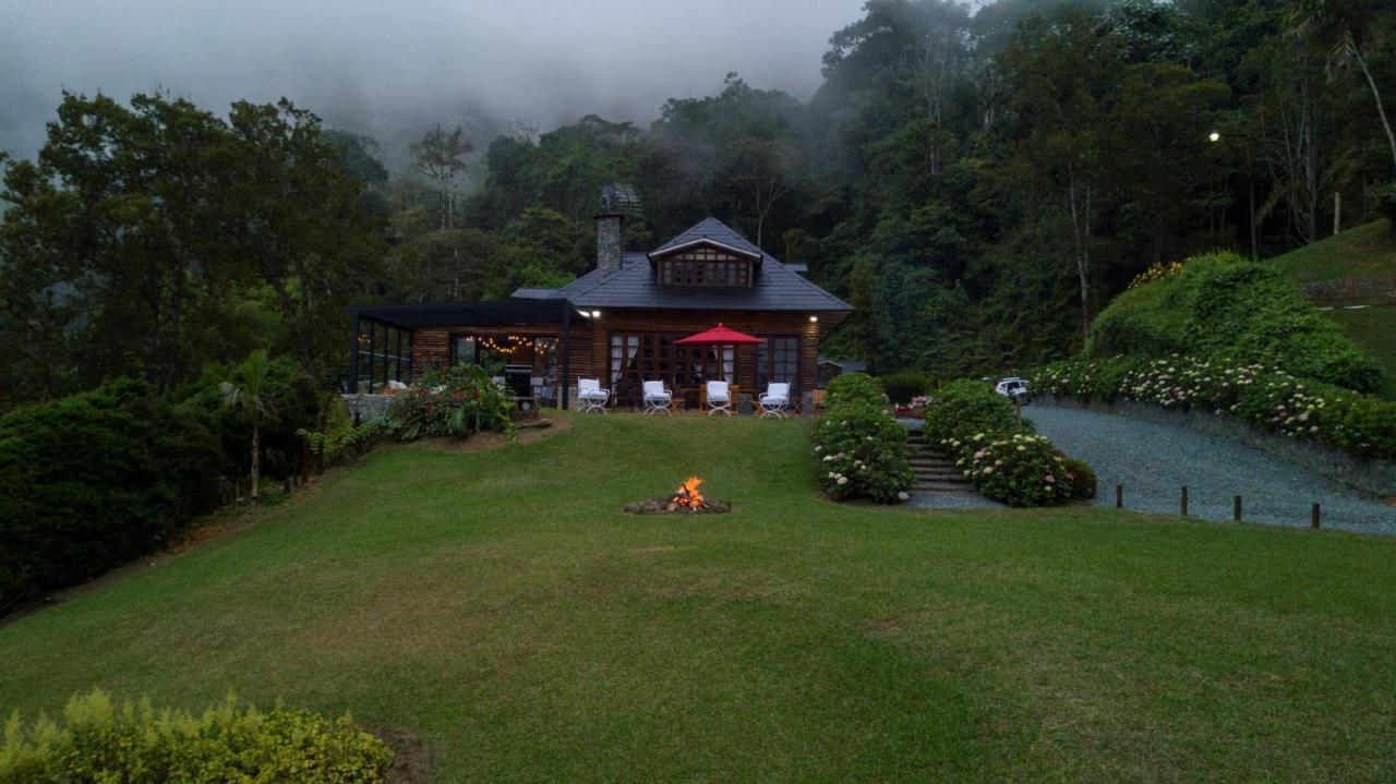 Las Mercedes Lodge カリ エクステリア 写真