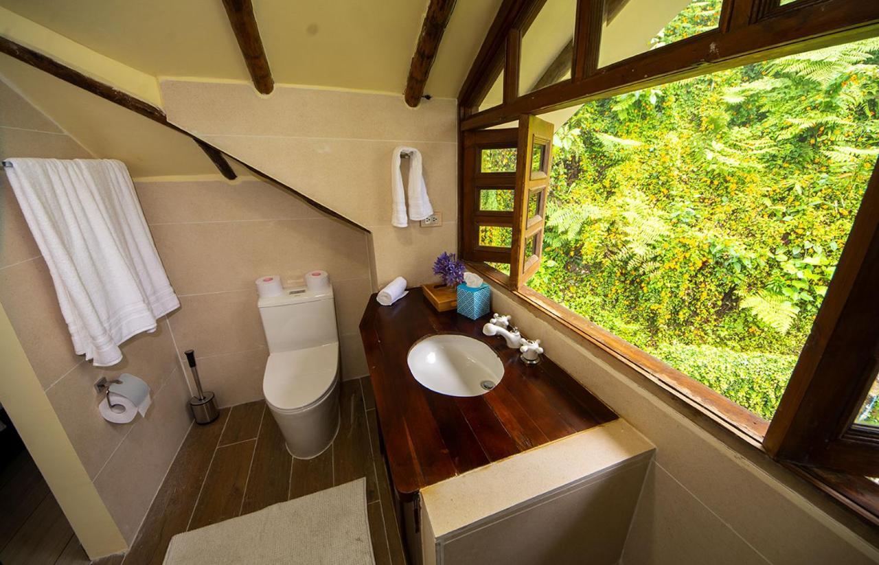 Las Mercedes Lodge カリ エクステリア 写真